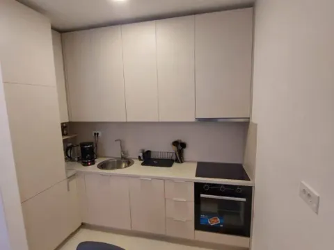 Prodaja, jednosoban stan, 47m², City Kvart, Podgorica - image 12