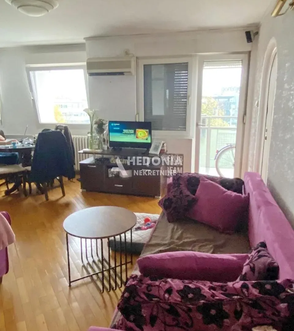 Prodaja, dvosoban stan, 58m², Novi Beograd Blok 28, Novi Beograd Sve Podlokacije