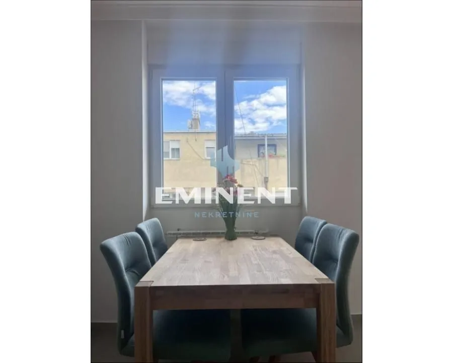 Rent, two bedroom apartment, 60m², Stari Grad, Beograd