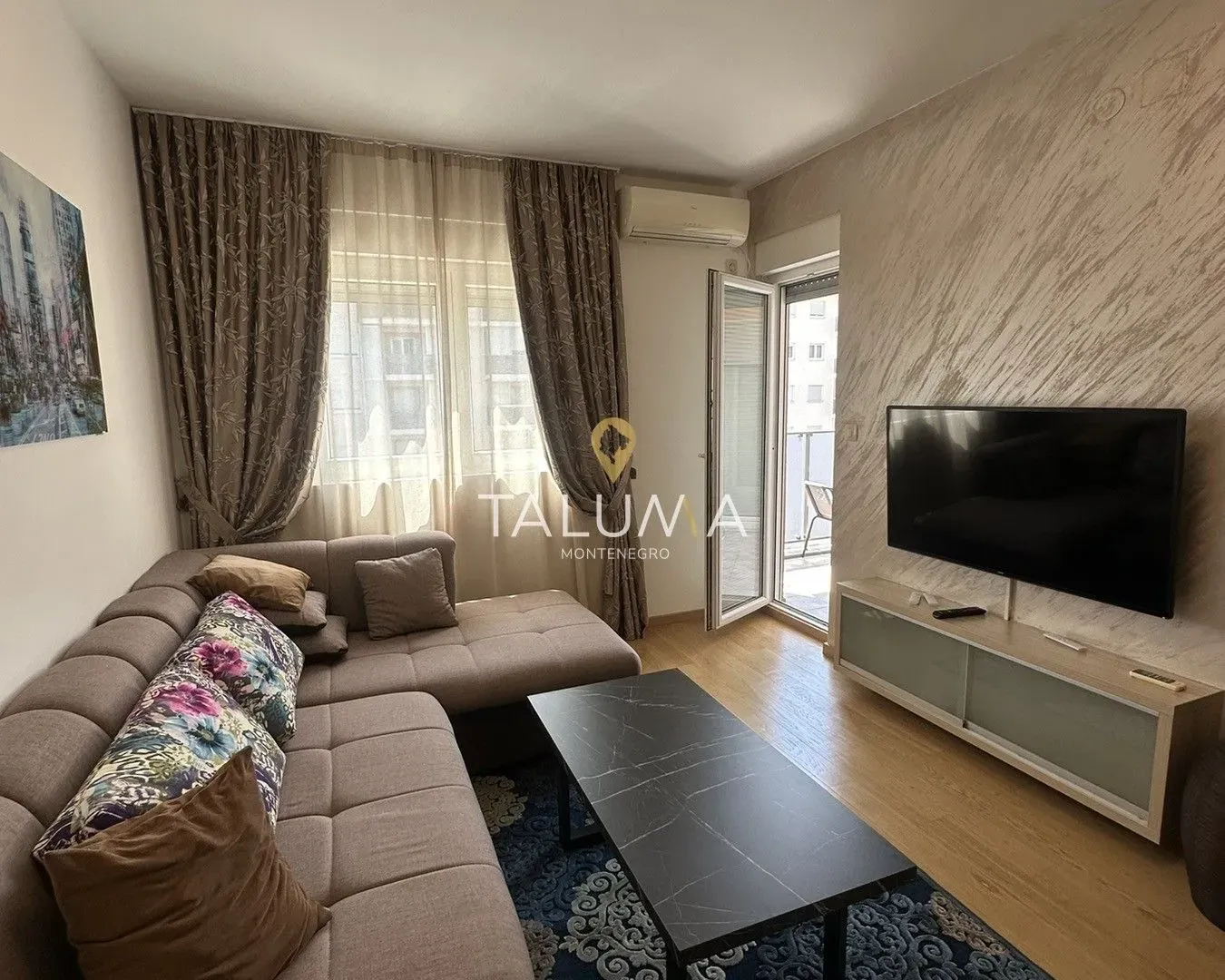 Rent, two bedroom apartment, 71m², City Kvart, Podgorica