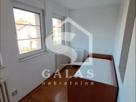 Rent, four bedroom apartment, 135m², Savski Venac, Beograd - image 8