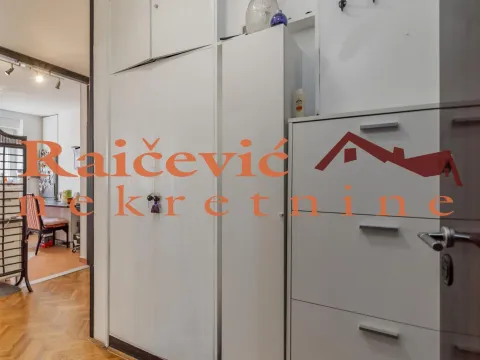 Prodaja, trosoban stan, 106m², Lion, Zvezdara Sve Podlokacije - image 10