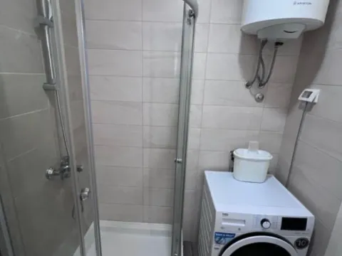 Izdavanje, jednosoban stan, 47m², City Kej, Podgorica - image 7