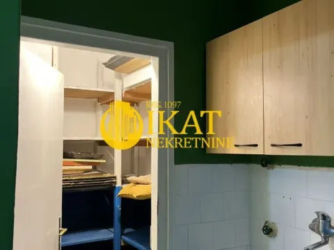 Prodaja, trosoban stan, 65m², Vračar Sve Podlokacije, Beograd - image 9