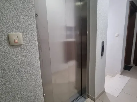 Prodaja, dvosoban stan, 77m², Seljanovo, Tivat - image 16