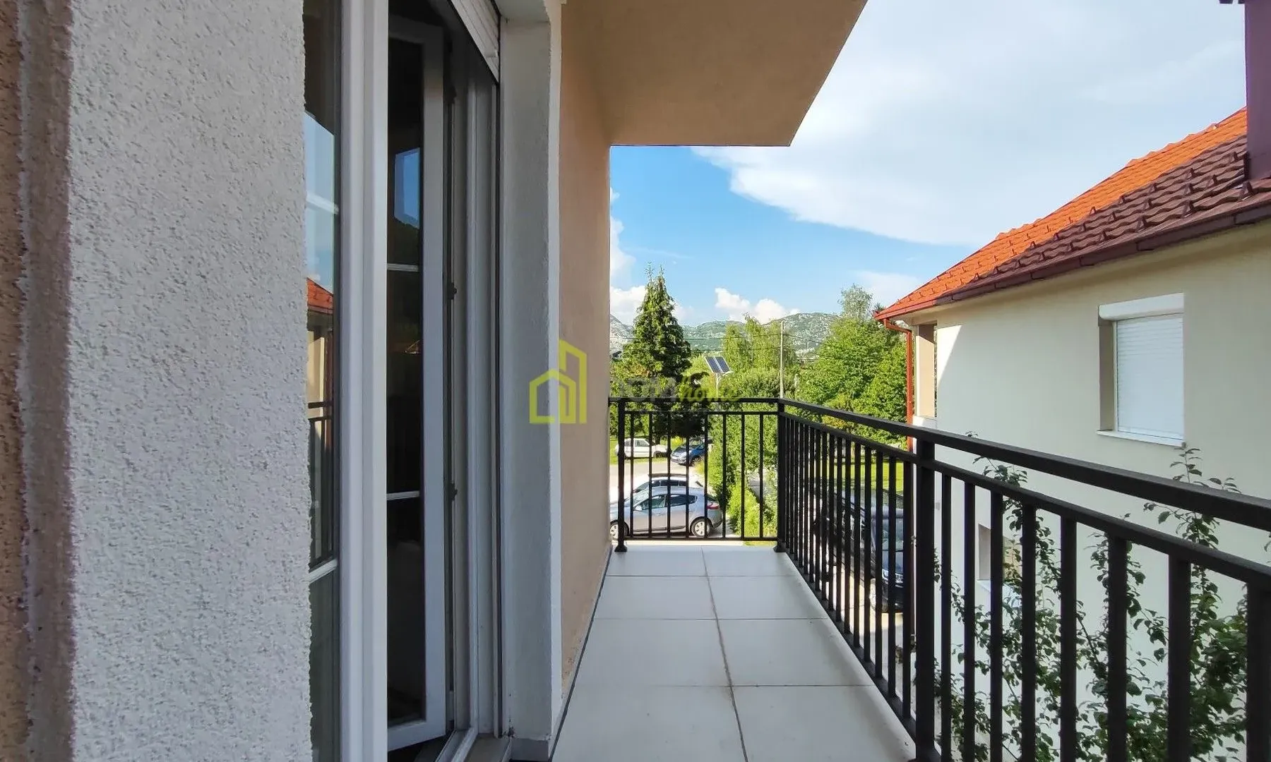 Prodaja, dvosoban stan, 64m², Cetinje, Crna Gora