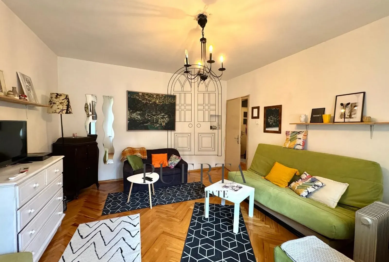 Izdavanje, jednosoban stan, 76m², Centar, Podgorica