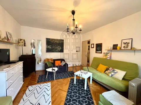 Izdavanje, jednosoban stan, 76m², Centar, Podgorica - image 1