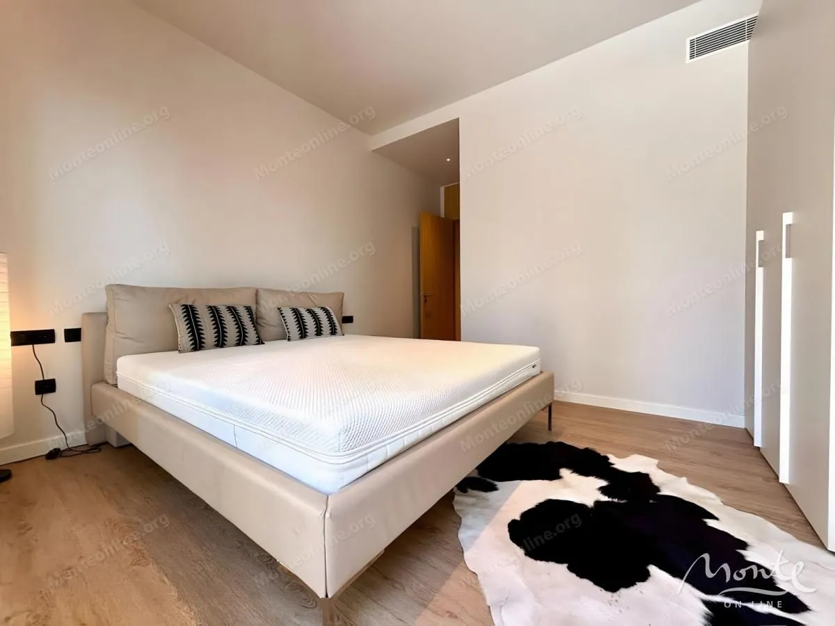 Prodaja, trosoban stan, 110m², Porto Montenegro, Tivat