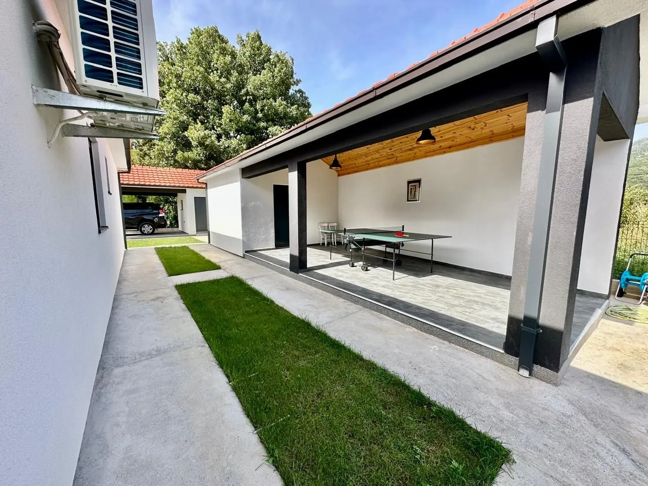 Rent, house, 150m², Pričelje, Podgorica