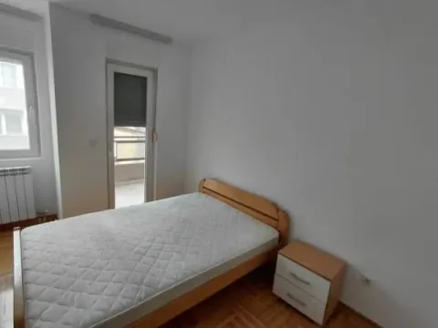 Rent, two bedroom apartment, 40m², Crveni Krst, Beograd - image 6