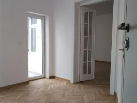 Prodaja, četvorosoban stan, 115m², Stari Grad, Beograd
