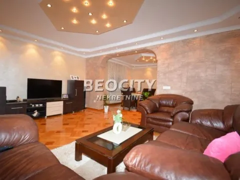 Prodaja, kuća, 450m², Vrčin, Grocka - image 2