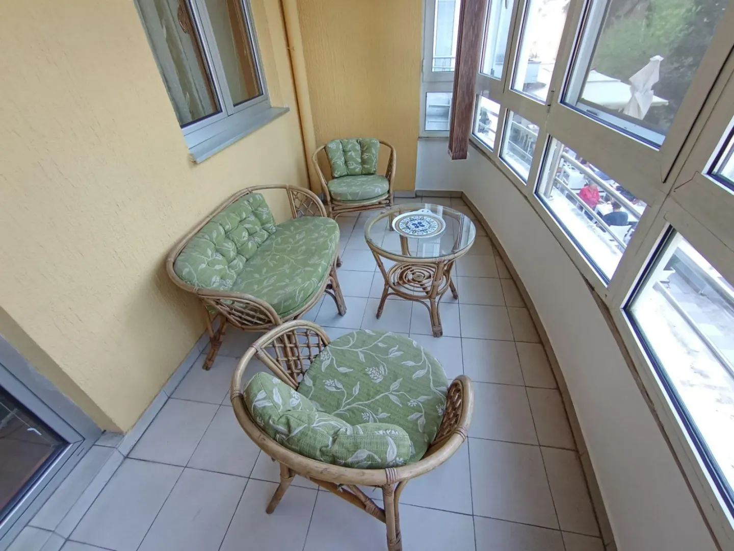Izdavanje, trosoban stan, 120m², Ljubović, Podgorica