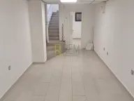 Izdavanje, poslovni prostor, 220m², Drpe Mandića, Podgorica - image 13