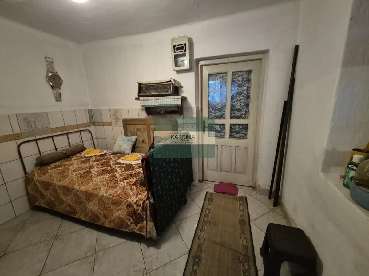 Prodaja, kuća, 280m², Majur, Jagodina