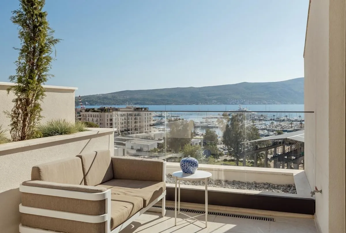 Prodaja, dvosoban stan, 179m², Porto Montenegro, Tivat