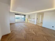 Prodaja, četvorosoban stan, 127m2, Bulevar Evrope, Novi Sad, Novi Sad
