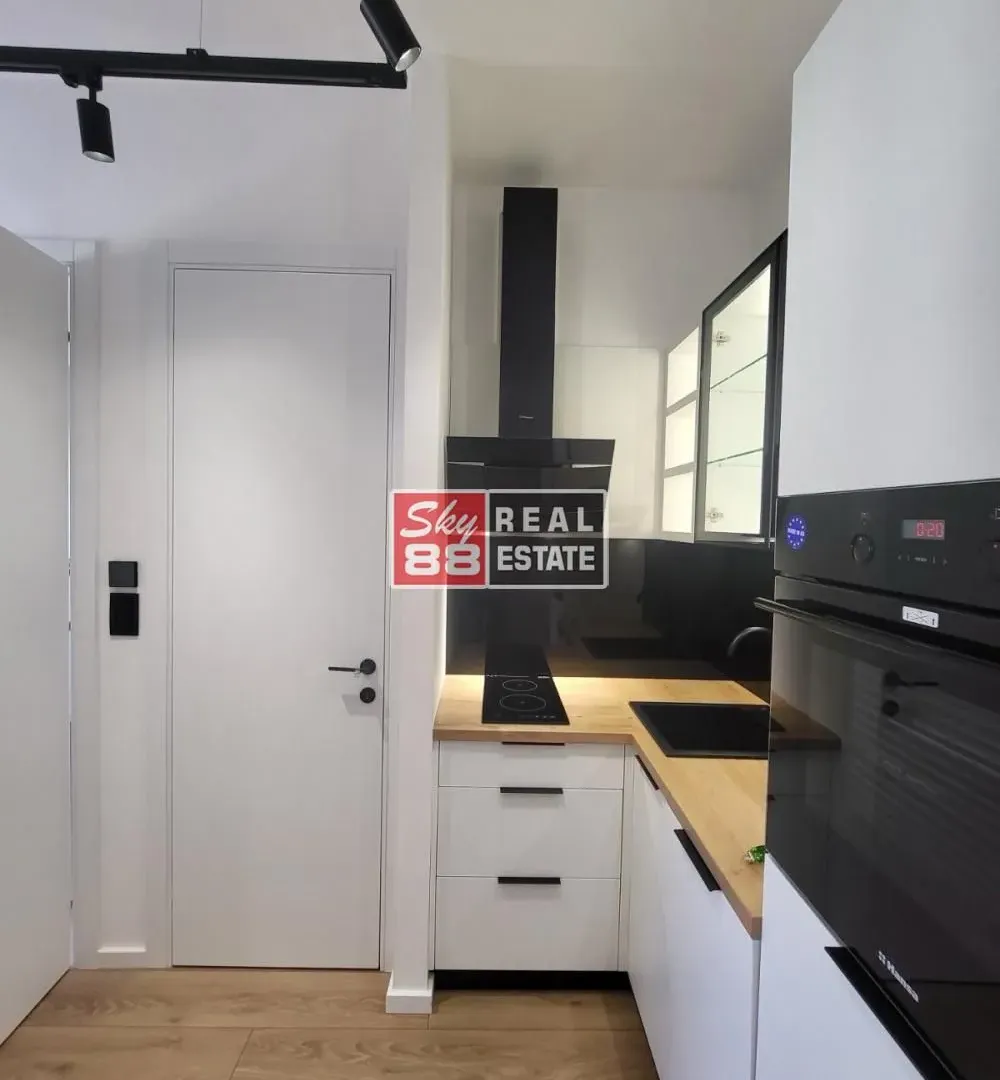 Sale, one bedroom apartment, 33m², Stari Grad, Beograd