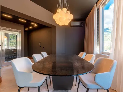 Sale, three bedroom apartment, 450m², Budva, Crna Gora - image 11