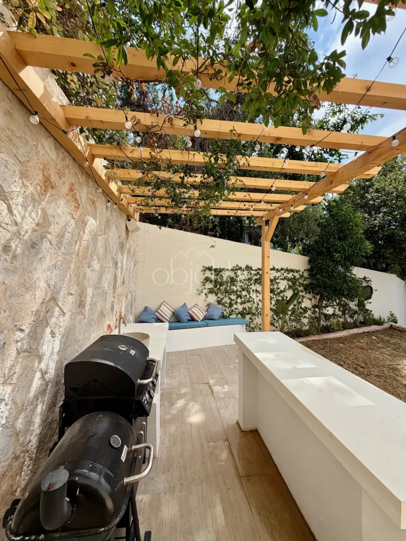 Prodaja, kuća, 220m², Tivat, Crna Gora