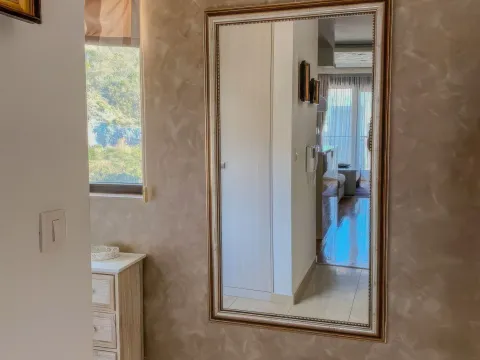 Sale, three bedroom apartment, 112m², Bečići, Budva - image 9