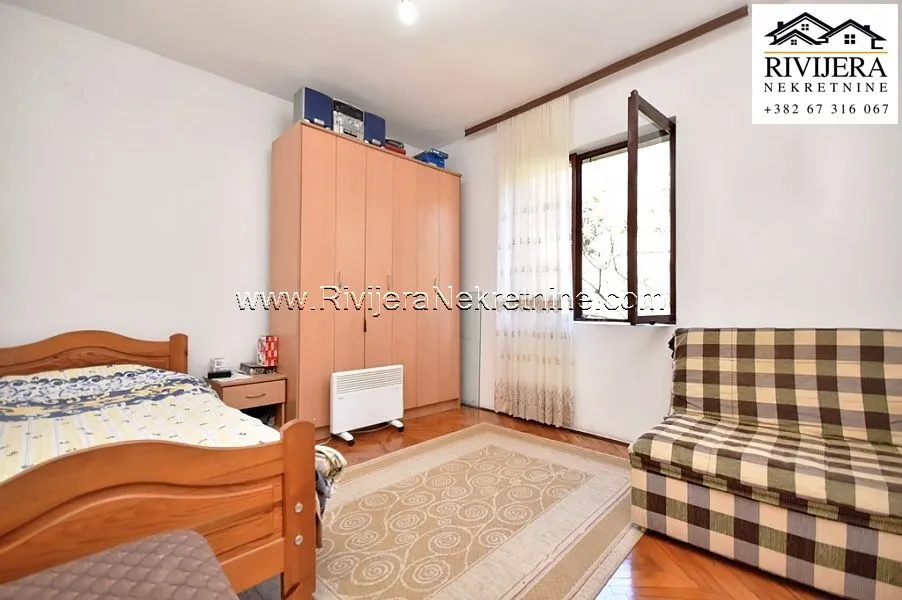 Prodaja, kuća, 280m², Igalo, Herceg Novi