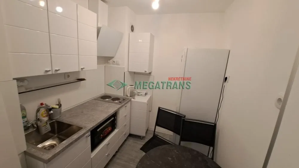 Izdavanje, dvosoban stan, 42m², Liman 2, Novi Sad Sve Podlokacije