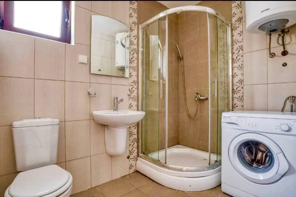 Rent, one bedroom apartment, 55m², Bečići, Budva
