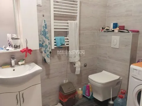 Prodaja, trosoban stan, 82m², Klinički Centar, Beograd - image 11