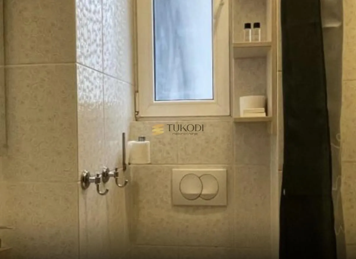 Izdavanje, dvosoban stan, 58m², Stari Grad, Beograd
