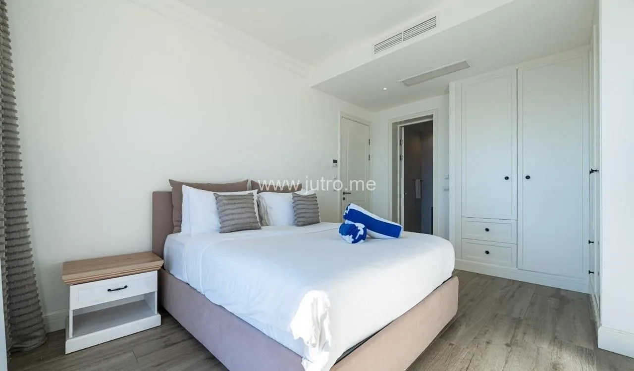 Prodaja, dvosoban stan, 113m², Luštica Bay, Tivat
