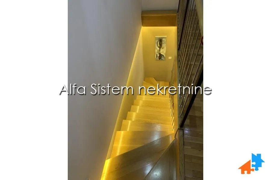 Sale, apartment, 157m², Đeram Pijaca, Beograd