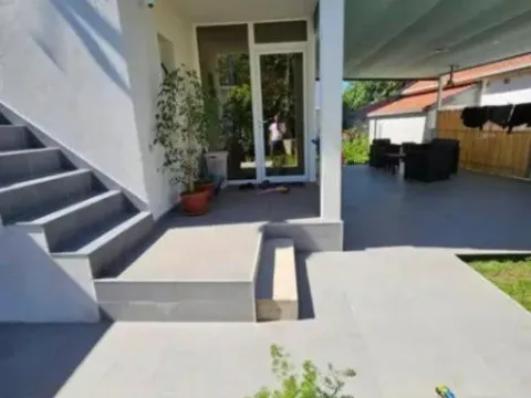 Sale, house, 150m², Dobre Vode, Bar - image 2