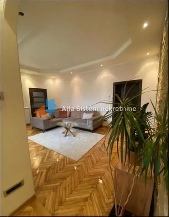 Rent, three bedroom apartment, 75m², Vračar Hram, Vračar Sve Podlokacije