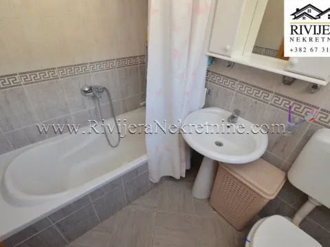 Sale, two bedroom apartment, 80m², Đenovići, Herceg Novi - image 10