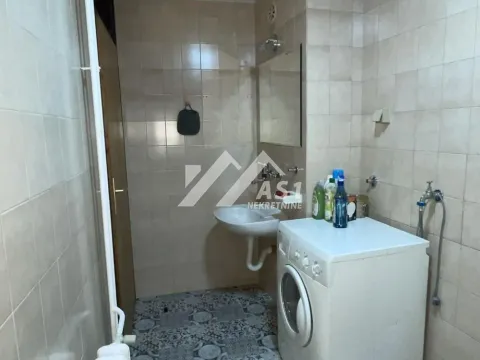 Izdavanje, četvorosoban stan, 100m², Novi Sad Sve Podlokacije, Novi Sad - image 9