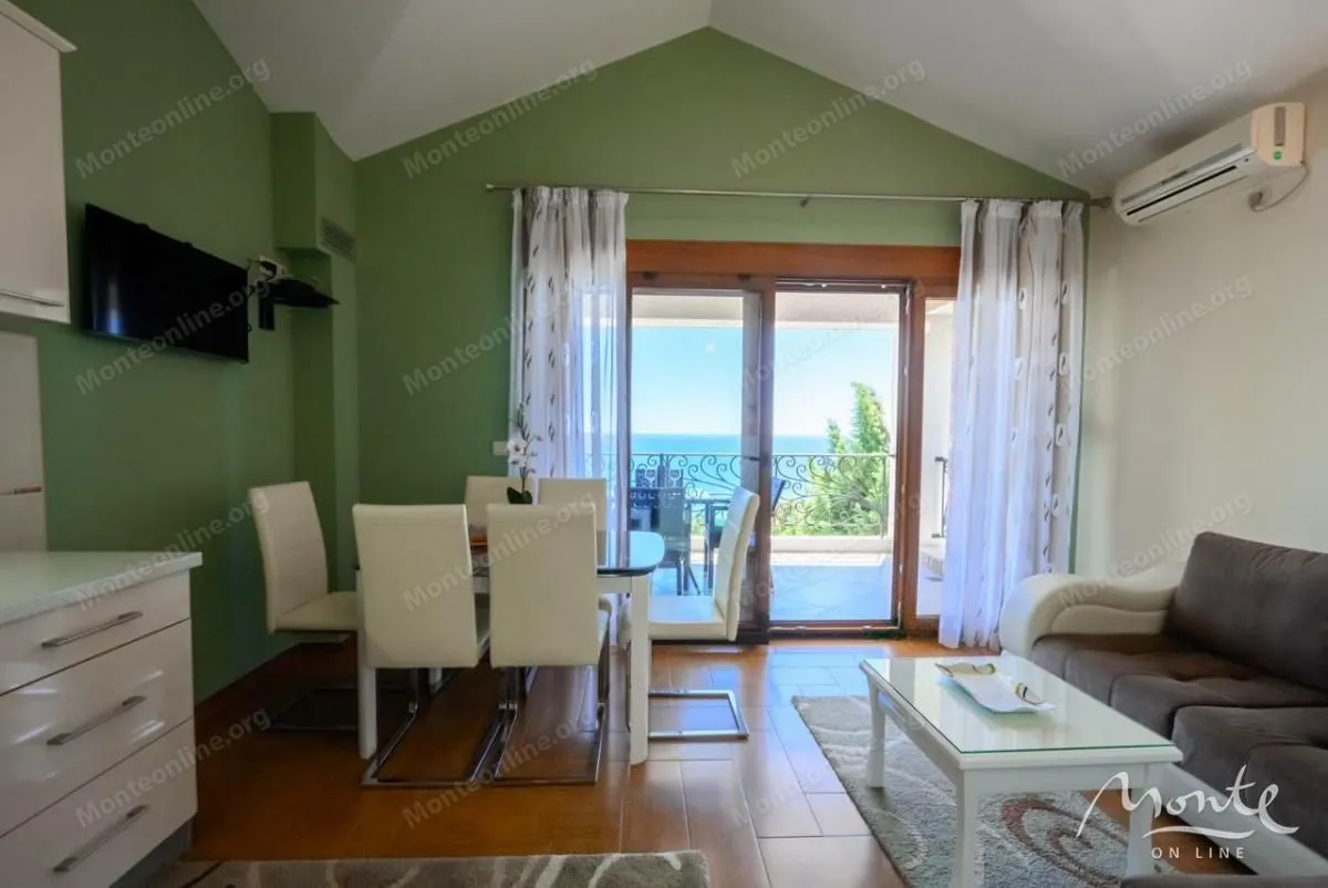Prodaja, kuća, 252m², Šušanj, Bar