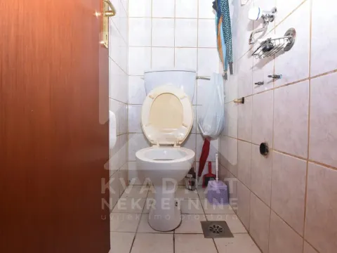 Sale, three bedroom apartment, 108m², Malo Brdo, Podgorica - image 11
