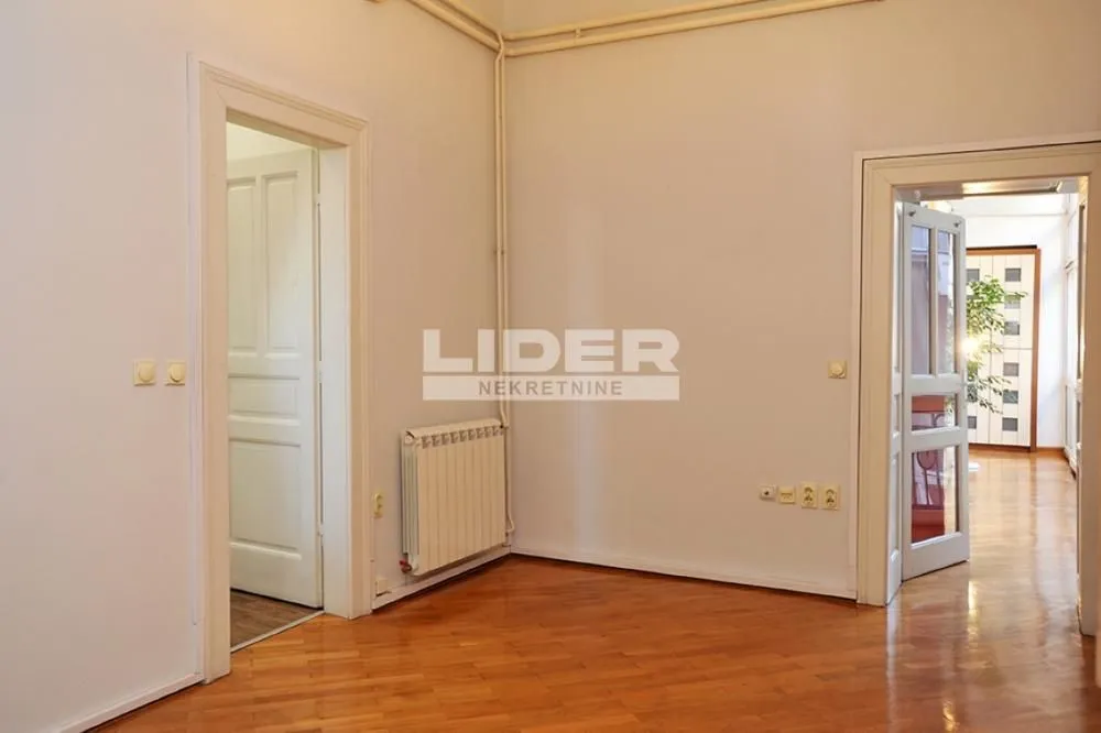 Rent, office space, 160m², Stari Grad, Beograd