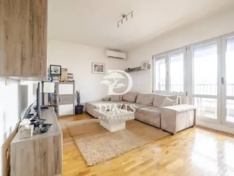 Prodaja, trosoban stan, 89m², Trošarina, Voždovac Sve Podlokacije - image 1