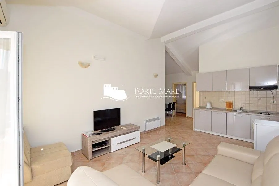 Sale, two bedroom apartment, 46m², Đenovići, Herceg Novi