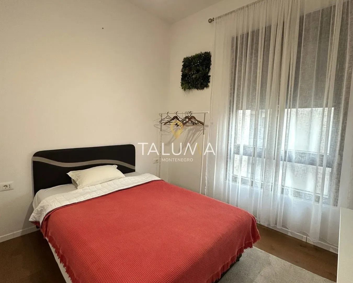 Izdavanje, dvosoban stan, 62m², Gornja Gorica, Podgorica