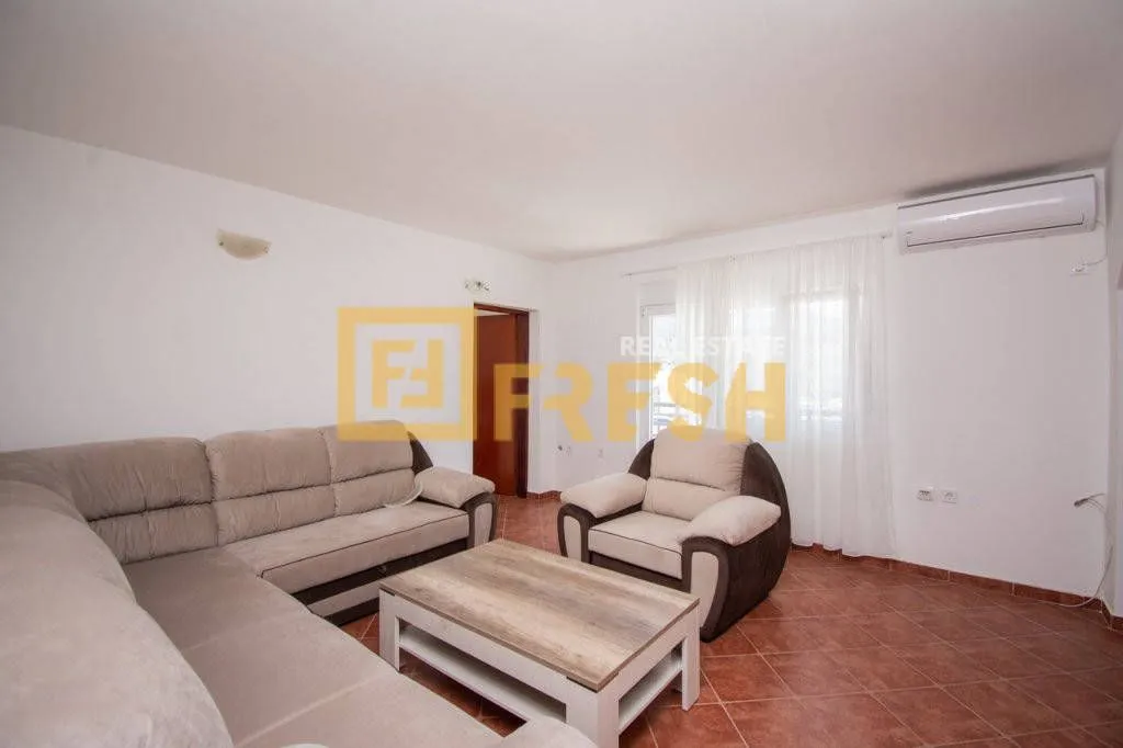 Rent, two bedroom apartment, 79m², Zlatica, Podgorica