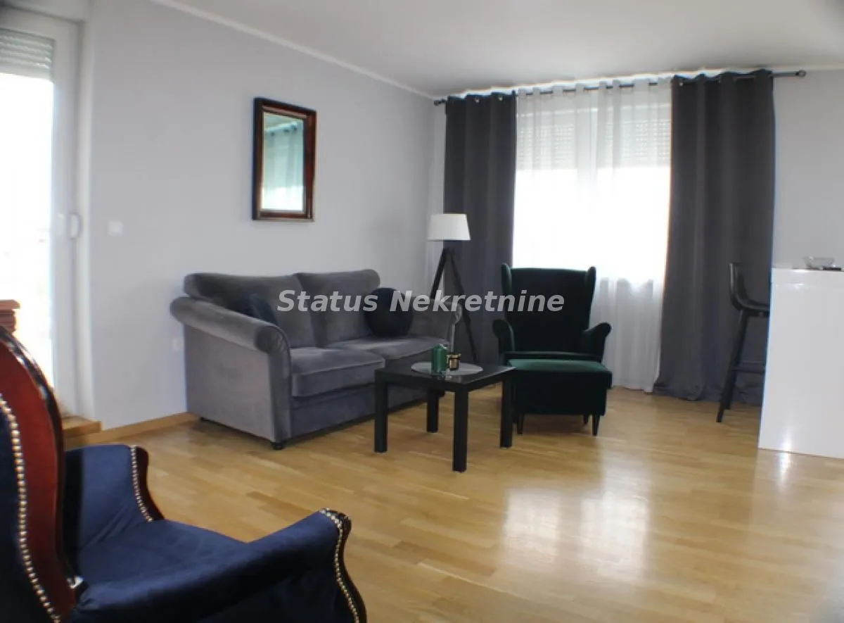Prodaja, jednosoban stan, 50m², Sremska Kamenica, Petrovaradin