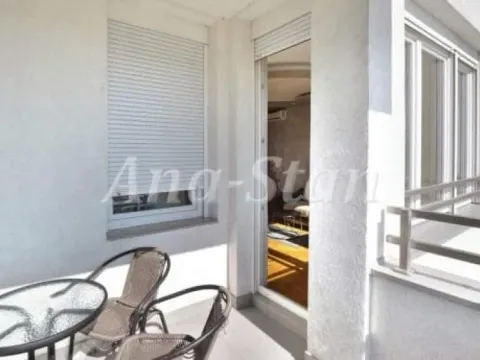 Izdavanje, dvosoban stan, 55m², Savski Venac, Beograd - image 8