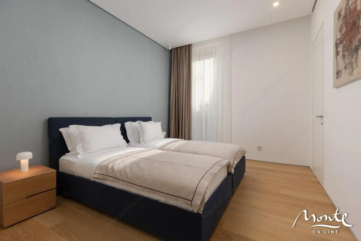Sale, four bedroom apartment, 287m², Budva, Crna Gora