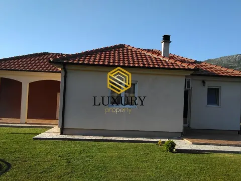 Sale, house, 150m², Pričelje, Podgorica - image 3