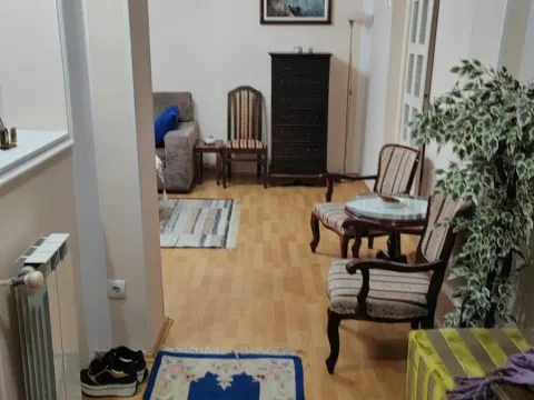 Rent, three bedroom apartment, 72m², Savski Venac, Beograd - image 4