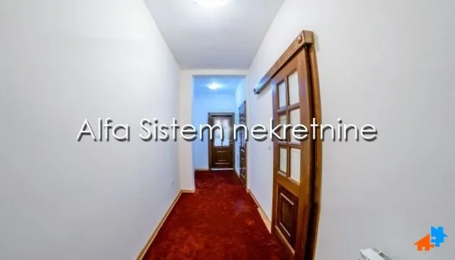 Izdavanje, stan, 250m², Savski Venac, Beograd